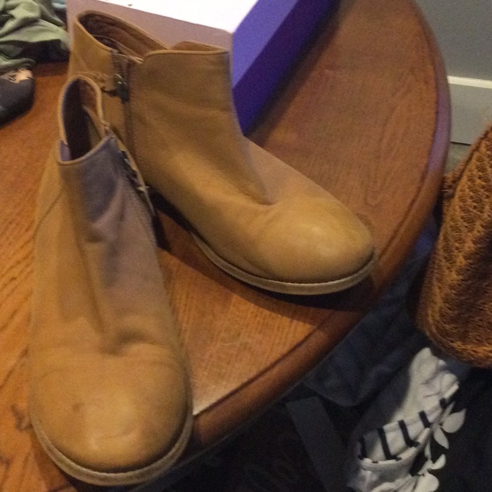 Soft walk leather booties size 11